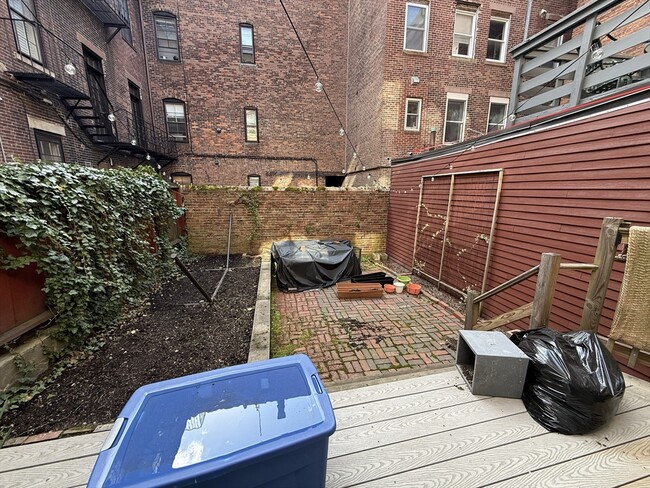 Photo - 43 Grove St Apartments Unit 4