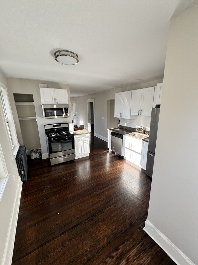 Photo - 146 Avon St Unit 146 Avon #1