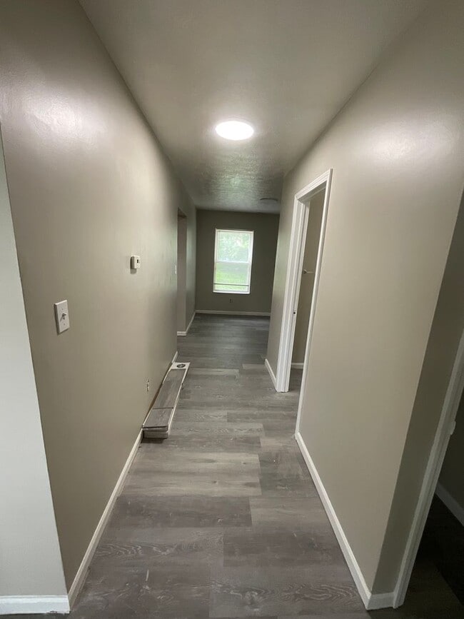 Photo - 1229 W 29th St