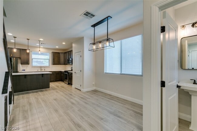 Photo - 6633 Autumn Breeze St