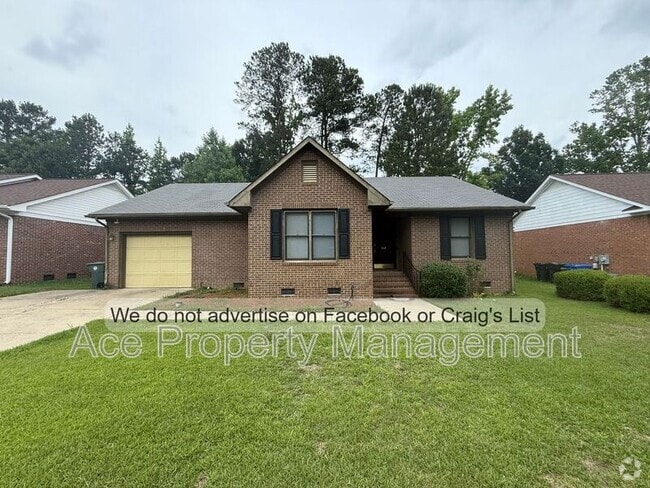 Building Photo - 212 Fair Oaks Dr Rental