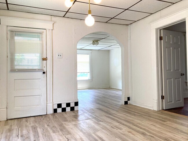 Photo - 2 Bed 1 Bath Home