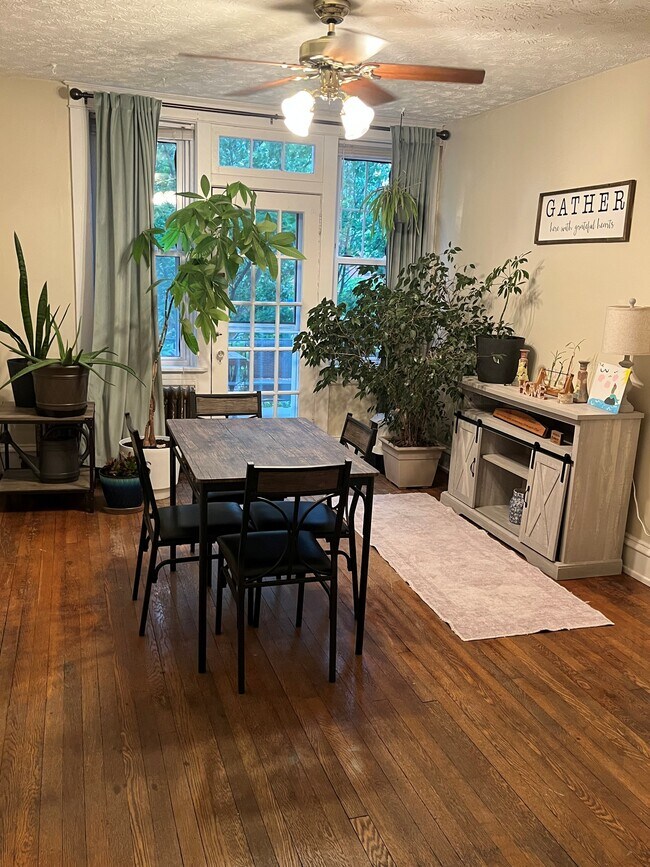 Photo - 2802 Park Ave