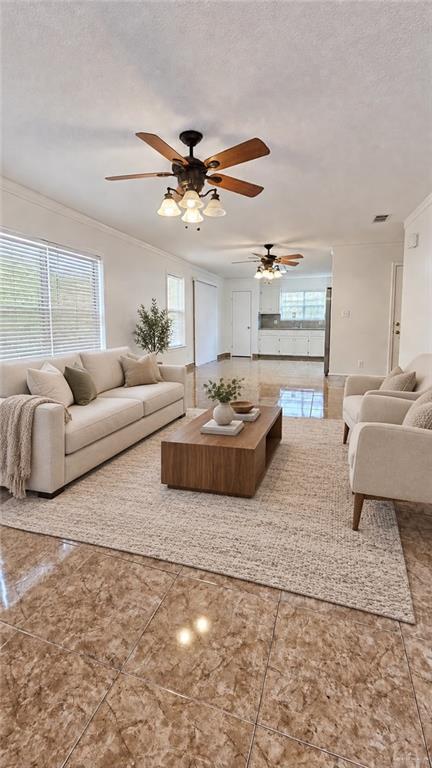 1339 W Ruidoso Dr