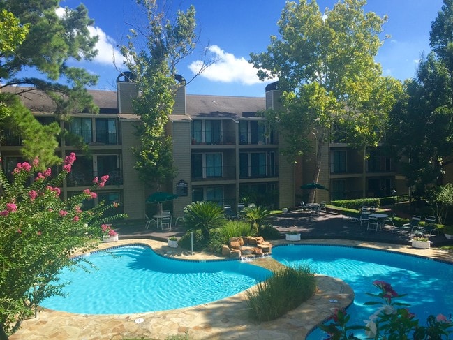 Photo - Eagle Hollow