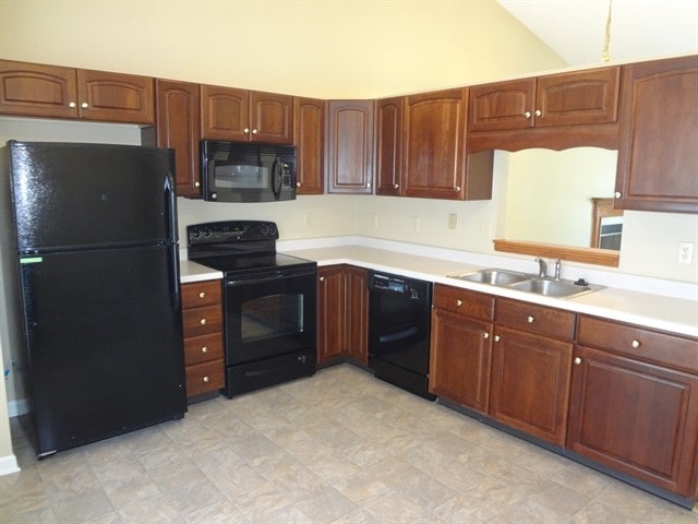 Photo - 1308 Bearsden Cir