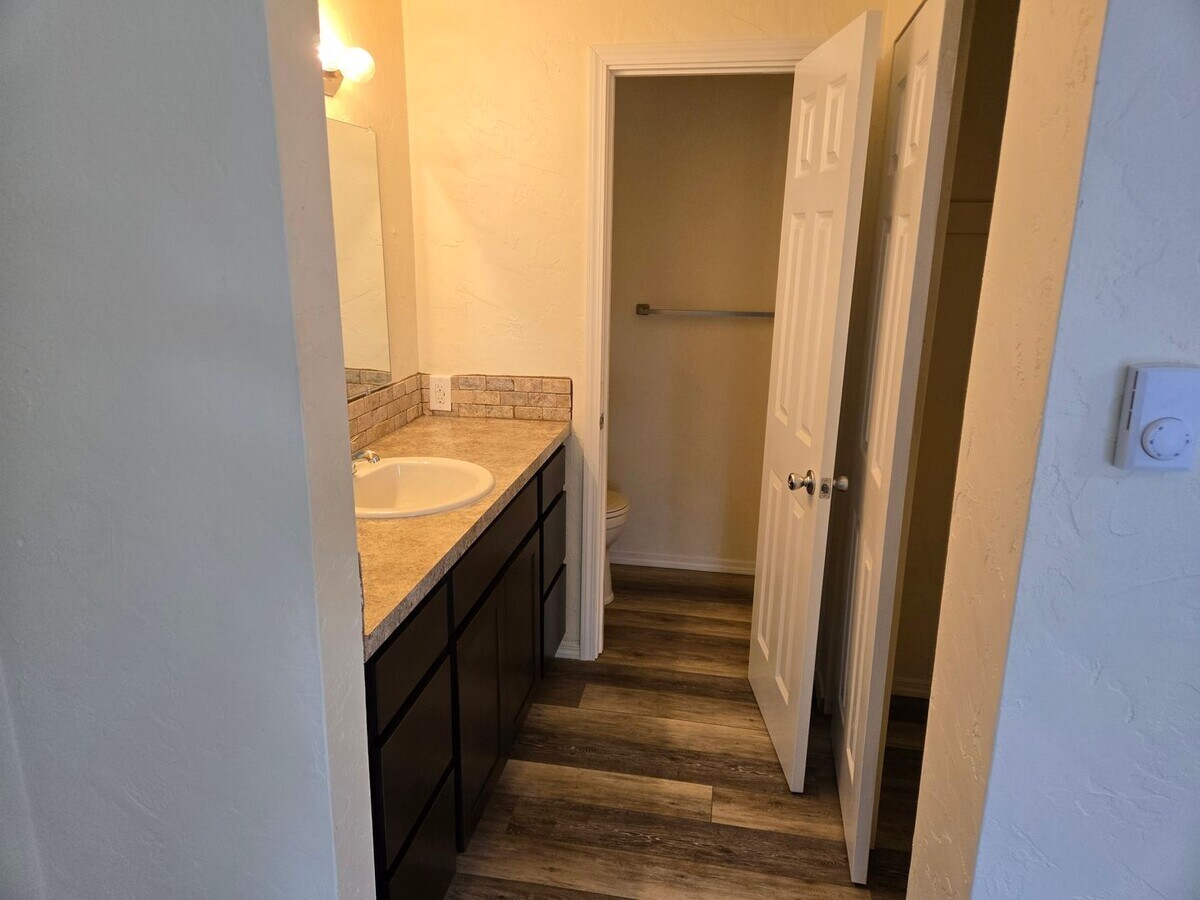 Photo - Studio unit in Bellingham Unit #33