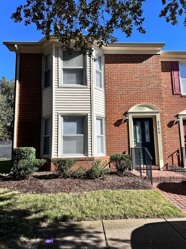 Building Photo - Beautiful Condo in desired Chicks Beach area