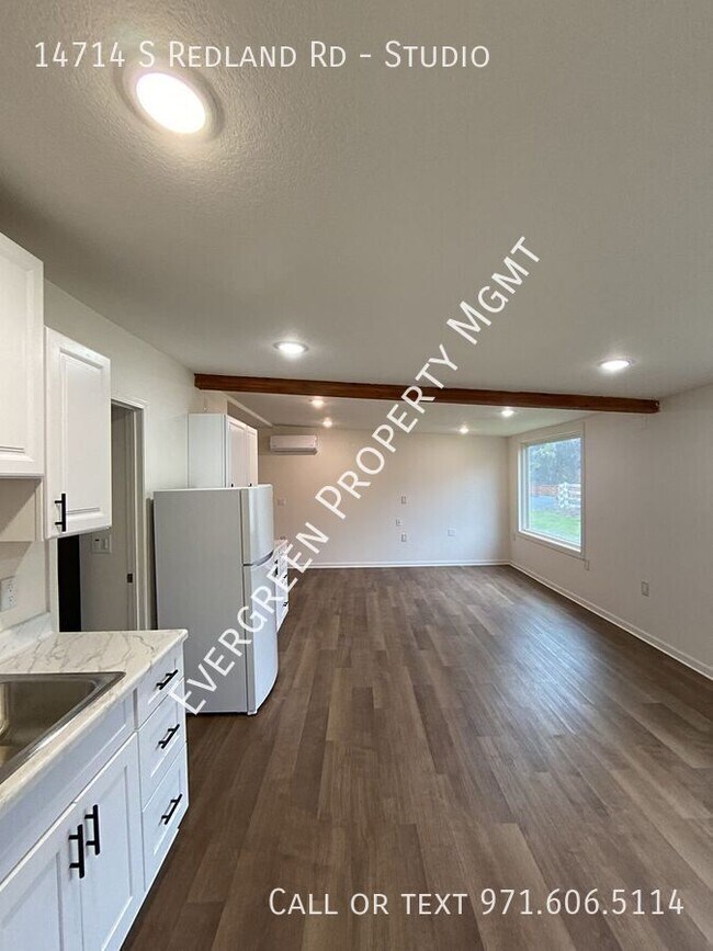 Charming Studio Apartment in Oregon City w... Unit Studio Oregon City