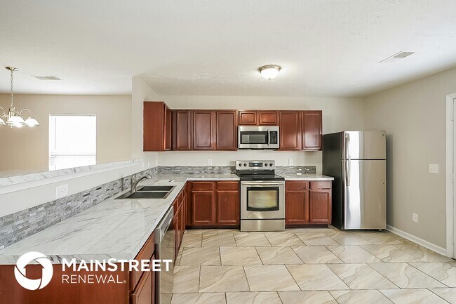 Photo - 2815 Creekbend Dr