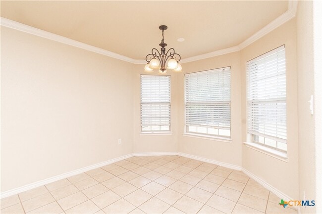 Photo - 305 Hedy Dr