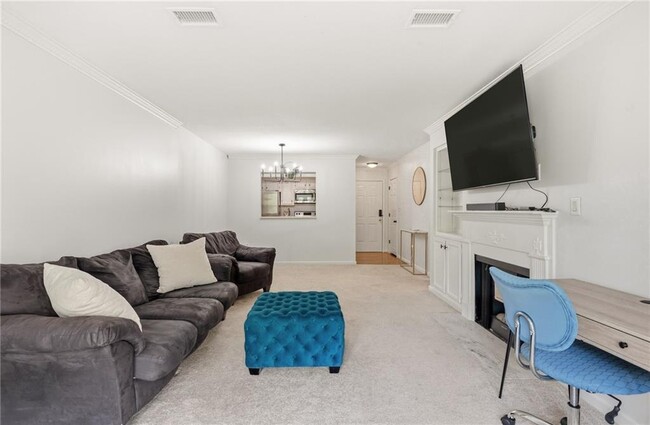 Photo - 24307 Plantation Dr NE