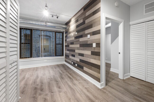 Photo - 7645 N Sheridan Rd Unidad 503