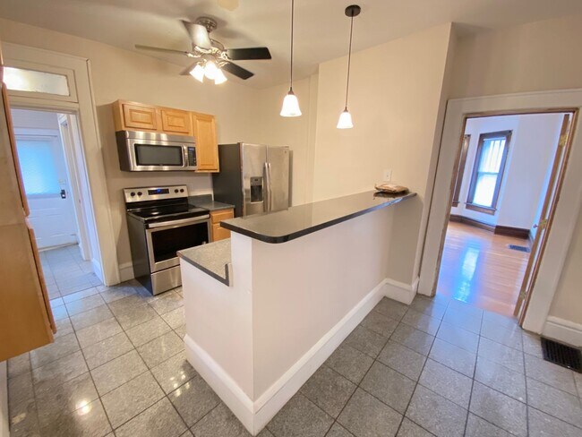 Photo - 2250 Indianola Ave Unit 2250