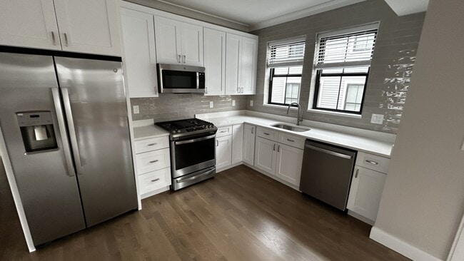 Building Photo - 283 Lamartine St Unit 4-bed 2-bath #2 Rental