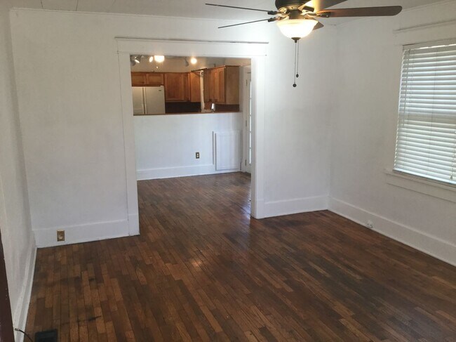 224 W Watson St