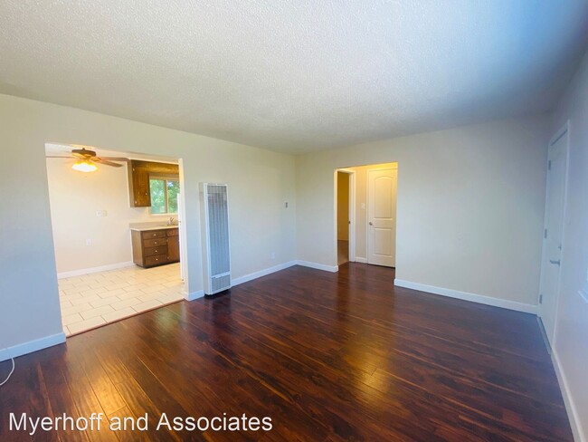 Photo - 1423 165th Ave Apartment