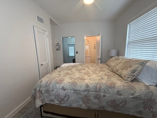 Photo - Greenbriar Efficiency Unidad GBE