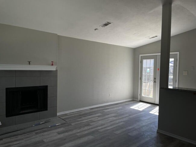 9904 Cedar Mountain Cir