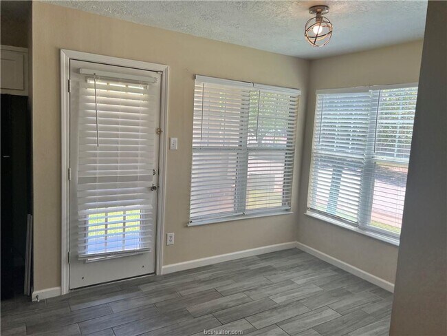 Photo - 1808 W Villa Maria Rd