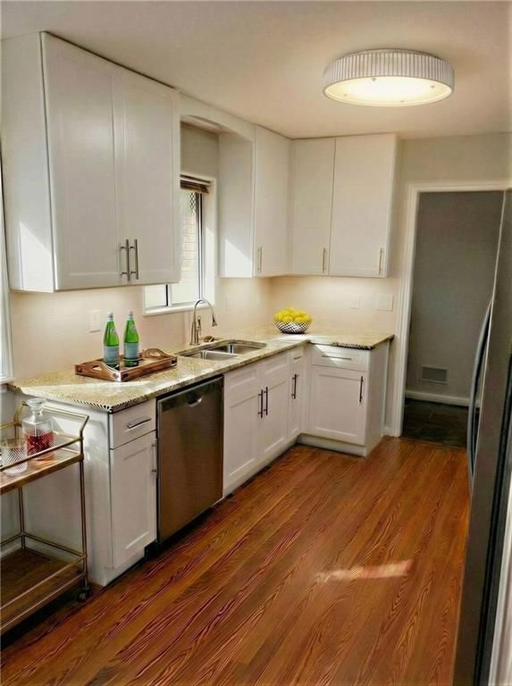 Photo - 2356 Valley View Dr SE