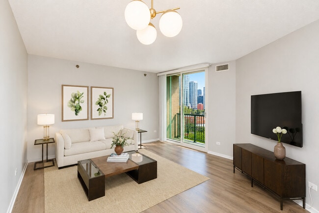 Photo - 600 N Kingsbury St Unit 1014