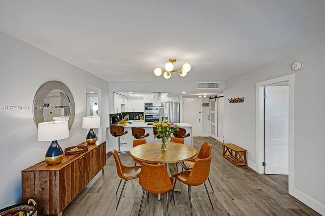 Building Photo - 600 Three Islands Boulevard Unit 615 Rental
