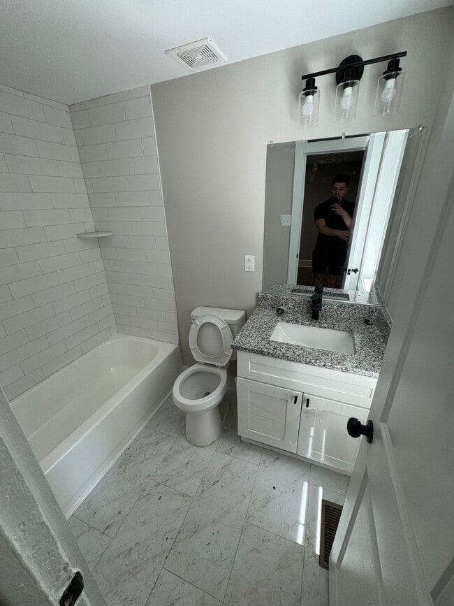 Photo - 3615 Stockton St
