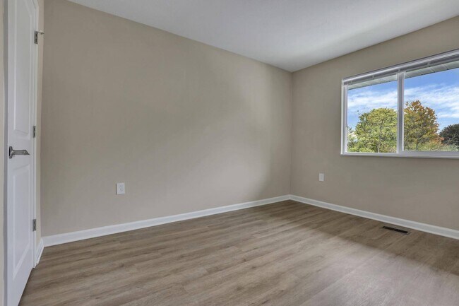 Photo - Plumly Townhomes