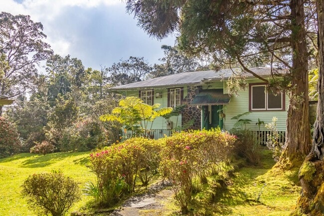 Photo - Charming 2 Bedroom / 1 Bath Cottage in Cool Volcano