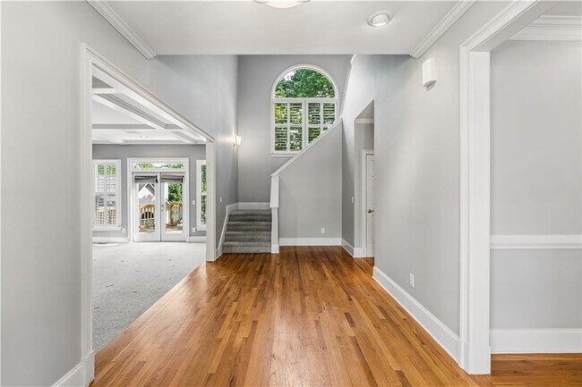 Photo - 520 Redding View Ct NW