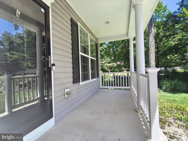 Photo - 2913 Lakeview Pkwy