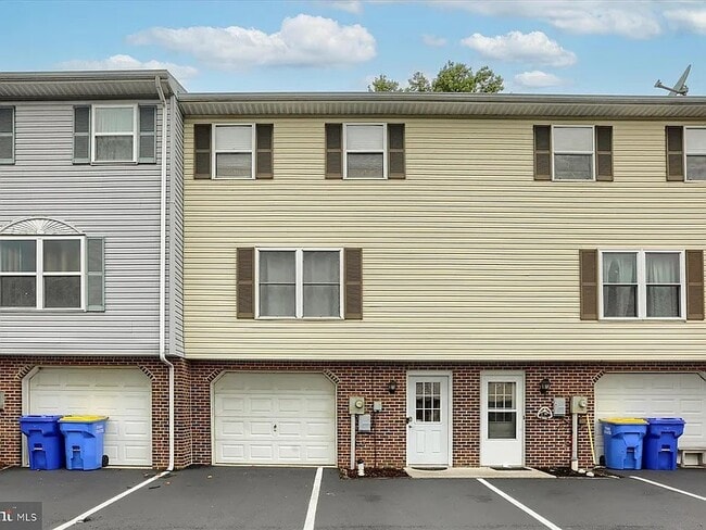 Photo - 16 Pine Dr Unit 16 Pine Drive