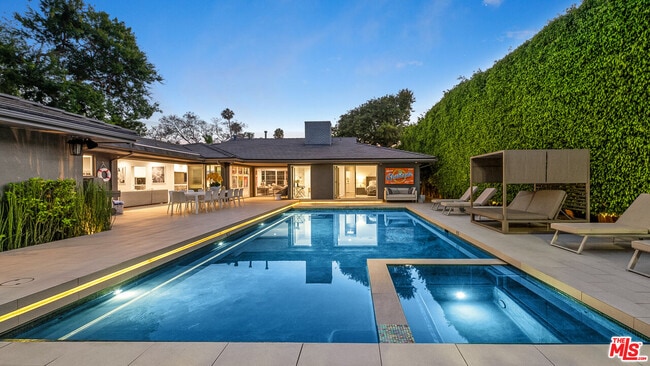 Building Photo - 602 Whittier Dr Rental