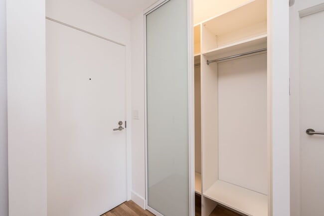 Photo - 230 Oak St Unit 404