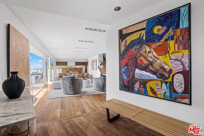 Photo - 8737 St Ives Dr