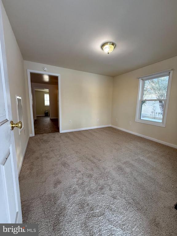 Photo - 10032 Kings Hwy