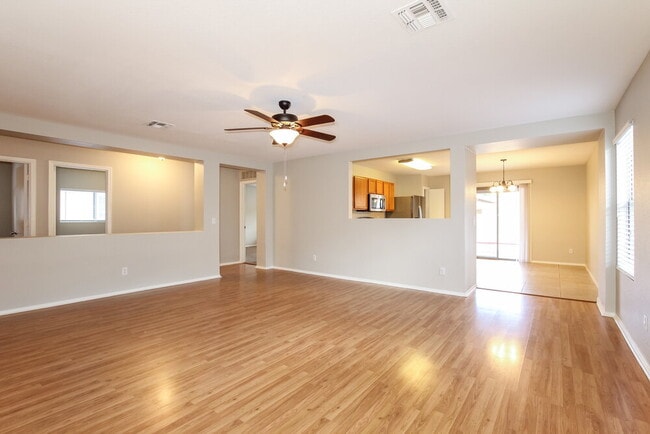 Photo - 3008 W White Feather Ln