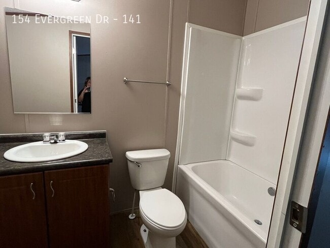 Photo - 154 Evergreen Dr