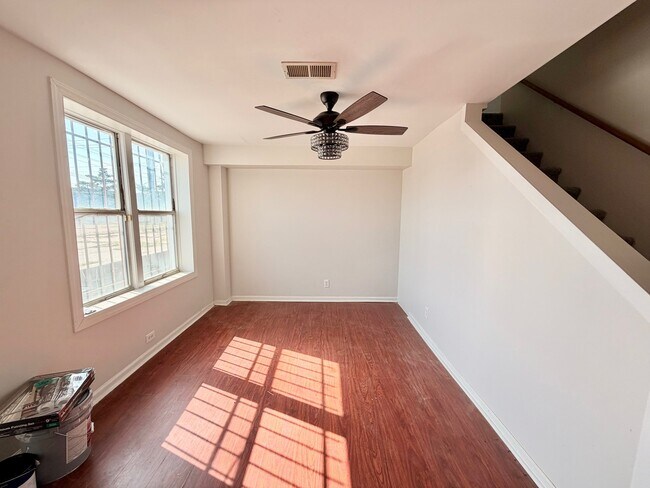 Photo - 813 Fisher Ave