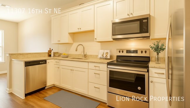 Photo - 11307 16th St NE