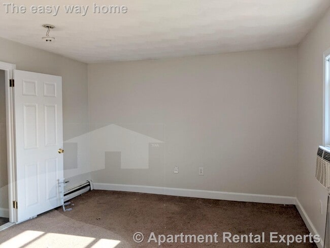 Photo - 714 Broadway Unit #4