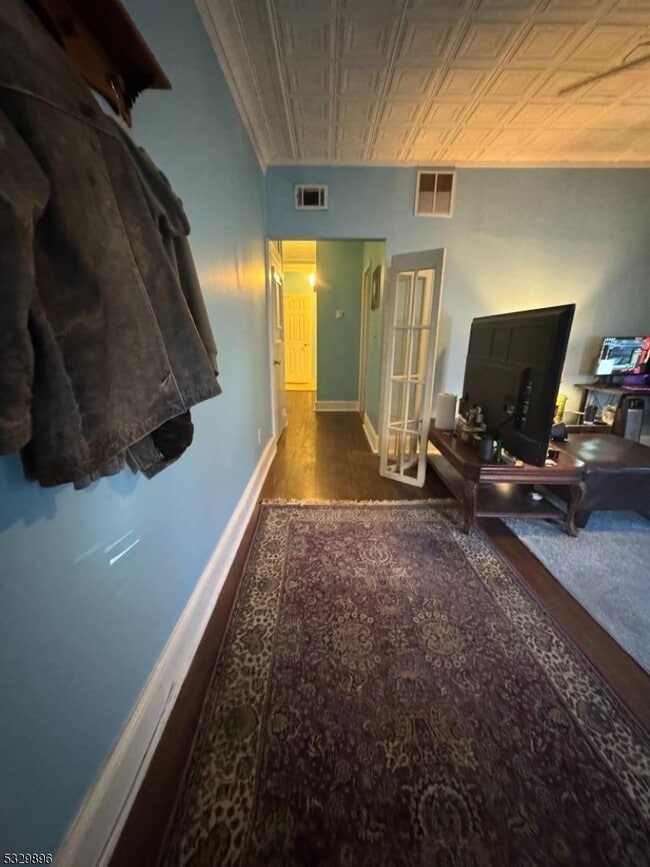 Photo - 107 Mechanic St