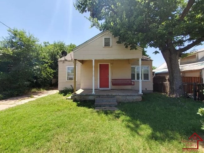 Building Photo - 1309 SW 9th St Rental