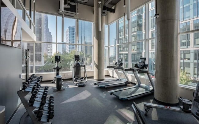 Photo - 929 109th Ave NE Unit ID1280565P