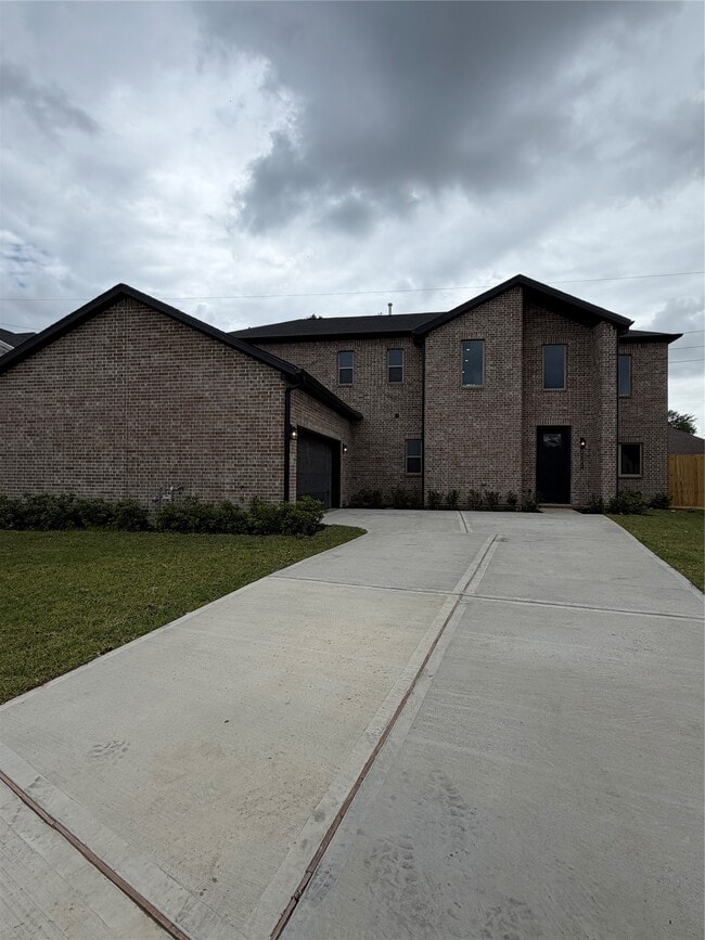 Photo - 2623 Liguria Ln