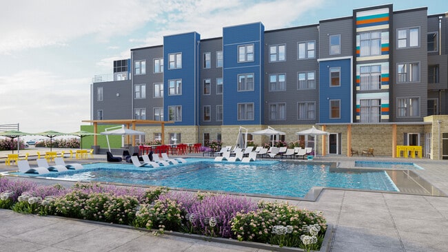 Resort-Style Pool/Hot Tub/Sand Volleyball - Aspen State College Apartments