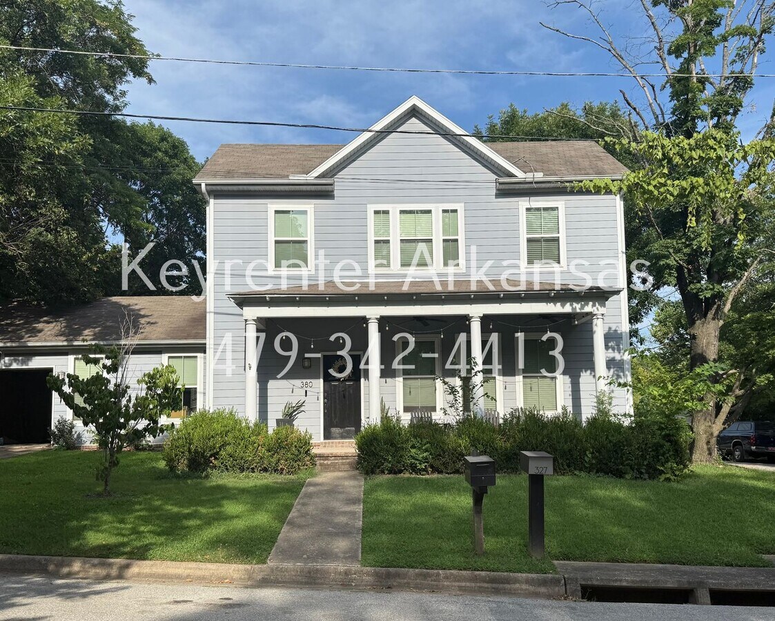Photo - 380 S E Ave