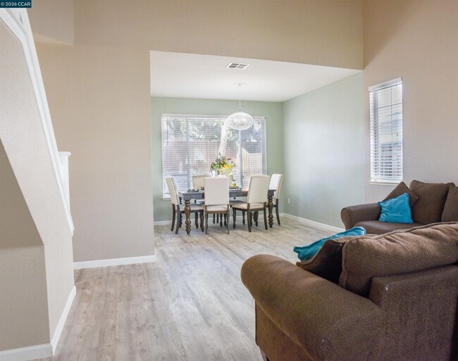 2090 Heartland Cir