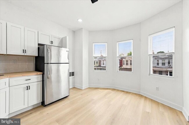 Photo - 4837 N 15th St Unit B